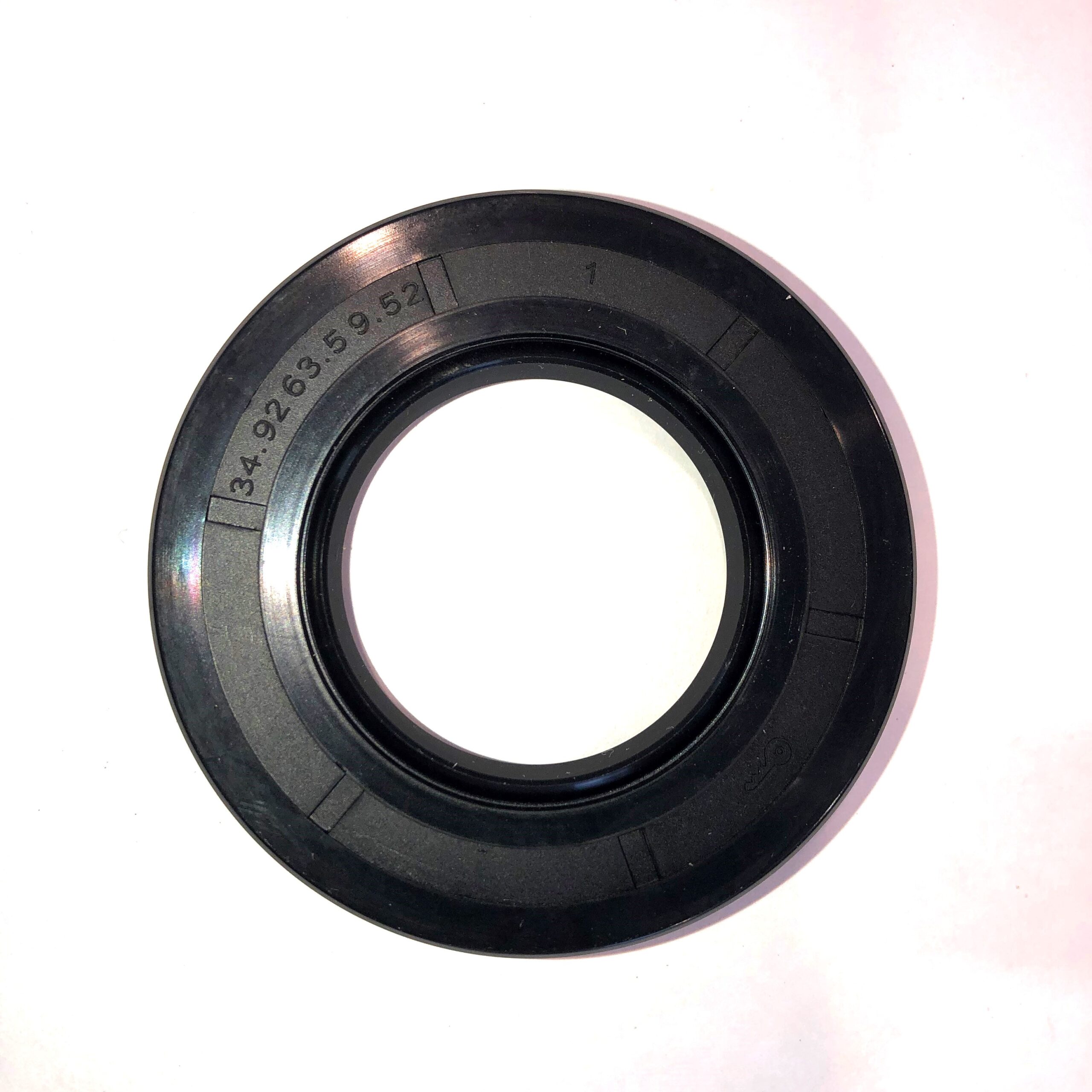 Differential Pinion Oil Seal (MM & Series II Axle)