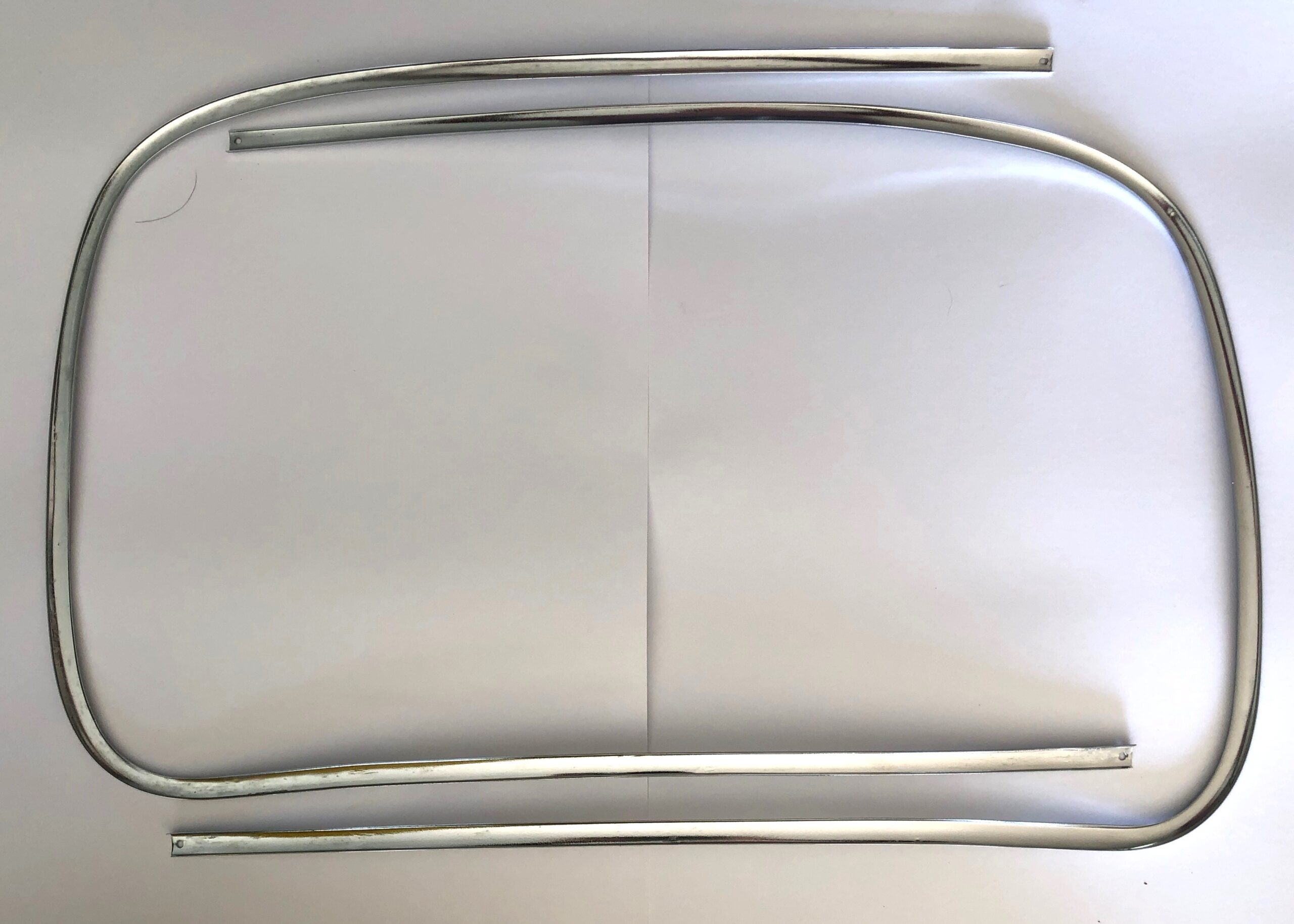 RE-CHROMED Metal Insert fits Windscreen Rubber EXT105